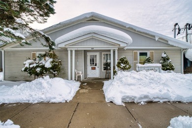 This 14 unit mixed-use property presents an outstanding