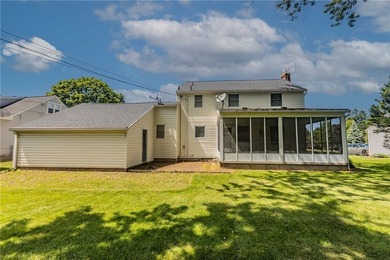 Classic Village Colonial that has been beautifully maintained - photo 4