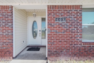 CURRENTLY UNDER CONTRACT, SELLER WILL CONSIDER BACKUP OFFERS - photo 2