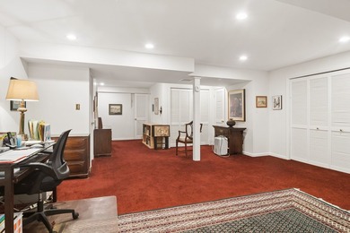 Bright, sun-filled end-unit townhouse that feels like a - photo 24