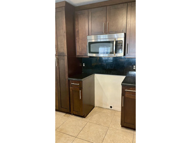 Roof 2019, A/C 2023 Well-maintained home is located in a - photo 41