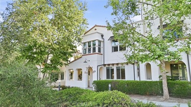Welcome to one of the most private and desirable corner-unit - photo 1