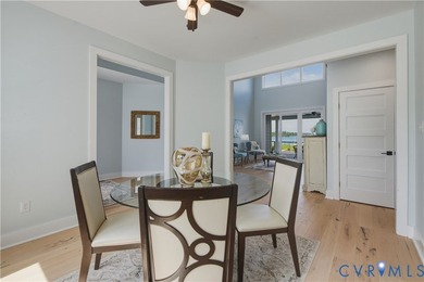 Resort style living with WOW factor and BIG Water Views!  Custom - photo 11