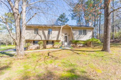 Chickamauga Lake Home For Sale in Harrison Tennessee