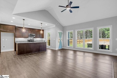Welcome to this better-than-new craftsman-style ranch, just one - photo 6