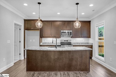 Welcome to this better-than-new craftsman-style ranch, just one - photo 9