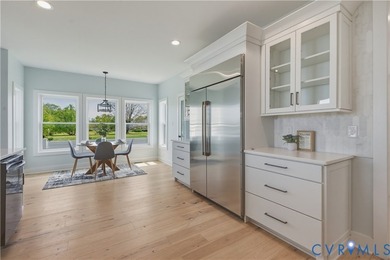 Resort style living with WOW factor and BIG Water Views!  Custom - photo 33