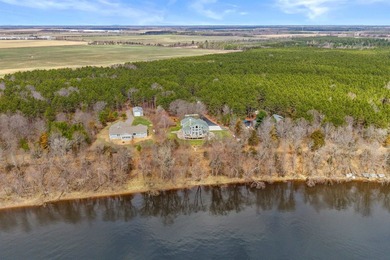 Commanding 150' of frontage on Lake Petenwell, this exceptional - photo 60