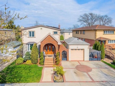 Introducing This Stunning Brick & Stucco Colonial in Bayside - - photo 1