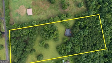 Welcome to peaceful country living on 5 beautiful acres! This - photo 3