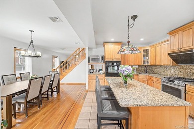 Introducing This Stunning Brick & Stucco Colonial in Bayside - - photo 8