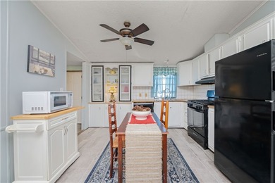 Charming 2 bedroom and 2 full-bath mobile home in the Brockport - photo 7