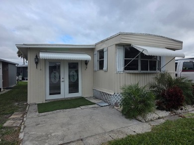 South Branch Manatee River  Home For Sale in Ruskin Florida