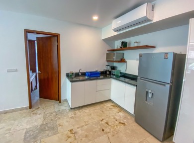 Prime Location 2-Bedroom Apartment Steps from Quinta Avenida &