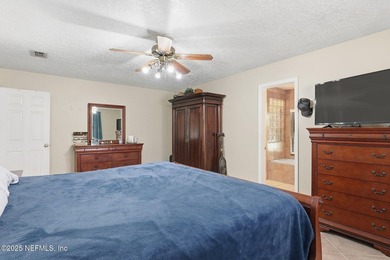 4BR 2BA 2455 SF, All Brick ,2 car garage in desirable Chimney - photo 19