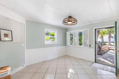 Fantastic one-of-a-kind Florida beach cottage located in the - photo 9