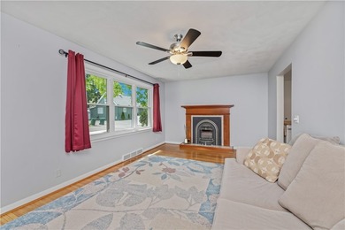 Lovingly maintained Ranch in Irondequoit! Step inside to a - photo 5