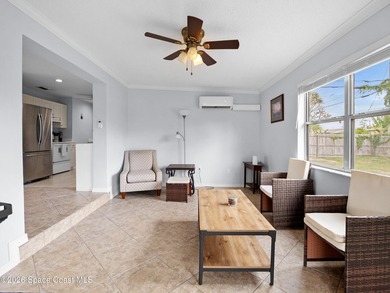 Discover the perfect blend of comfort and convenience in this - photo 12