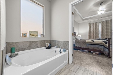 Thoughtfully designed and impeccably maintained, this 4-bedroom - photo 25