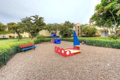 Exceptional opportunity to purchase a 2 bedroom 1 bath condo in - photo 29