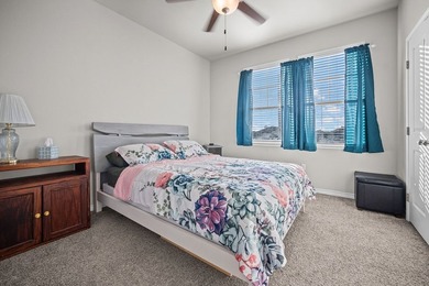 Thoughtfully designed and impeccably maintained, this 4-bedroom - photo 32