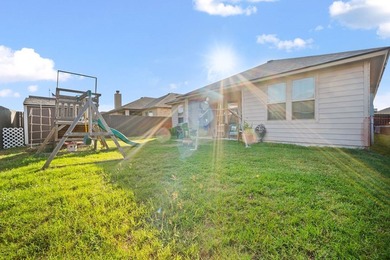 Thoughtfully designed and impeccably maintained, this 4-bedroom - photo 36