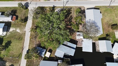 Experience the best of Suwannee, FL waterfront living with this - photo 11