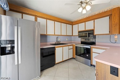 Welcome to this 2-bedroom, 2-bath townhome in Parkwoods, a - photo 12