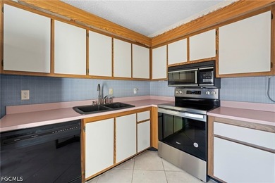 Welcome to this 2-bedroom, 2-bath townhome in Parkwoods, a - photo 13