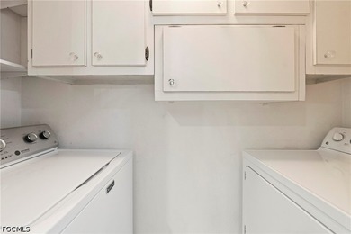 Welcome to this 2-bedroom, 2-bath townhome in Parkwoods, a - photo 21