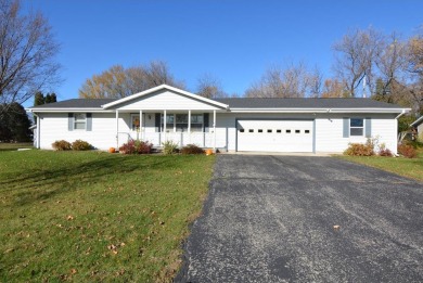 Lake Home For Sale in Edgerton, Wisconsin