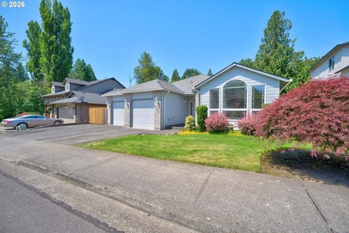 Quality Built Custom one-level home that backs to Kelly Creek - photo 2