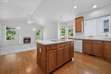 Quality Built Custom one-level home that backs to Kelly Creek - photo 5