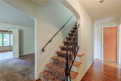 Welcome to 33 Irving Rd! This colonial in the heart of Brighton - photo 7