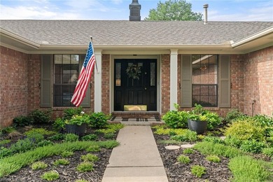 Stunningly renovated in 2024, this 4-bedroom, 3 full bath and 1 - photo 2