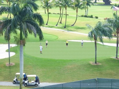 Bright Full Two Bedroom Corner With Water View On Par 3 Golf - photo 15