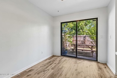 Discover one of Mandarin's best values -- a spacious 1,624 sq ft - photo 25