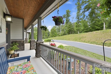 Welcome to sophisticated, carefree living in the highly - photo 5