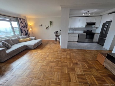 JUST IN THIS 2 BEDROOM APARTMENT WITH OPEN KITCHEN CONCEPT IS - photo 10