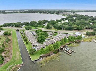 Located in the highly desirable 55+ community of Lake Point - photo 24