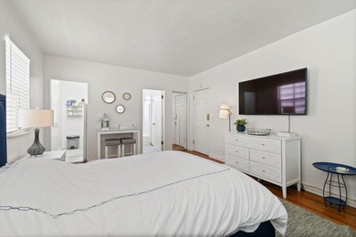 8-unit CBS building consisting of two 1 bedroom/1 bath units and - photo 28