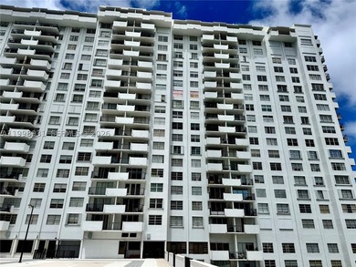 REDUCED FOR QUICK SALE - Stylish and spacious high-floor unit - photo 53
