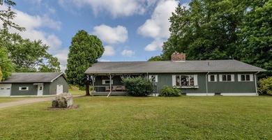 (private lake, pond, coastal) Home For Sale in Edinboro Pennsylvania