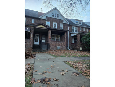 Lake Erie Home Sale Pending in Erie Pennsylvania