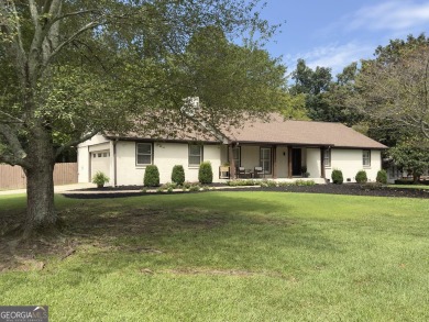 Lake Home For Sale in Jonesboro, Georgia