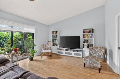 Welcome to this spacious 5-bed, 2-bath home offering 2,269 sqft - photo 14