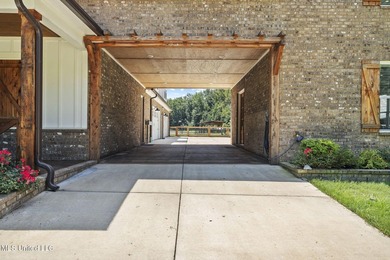 MODERN FARMHOUSE ESTATE ONLY 3 YEARS OLD! on 10 acres in - photo 15
