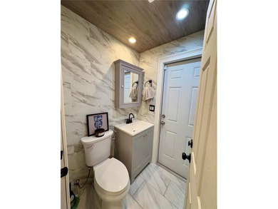 Welcome to 1708 E Main Street, Lakeland, FL! This beautifully - photo 20