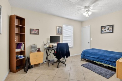 Welcome to this spacious 5-bed, 2-bath home offering 2,269 sqft - photo 25