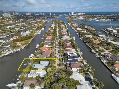 An exceptional waterfront estate in the coveted Rio Vista - photo 26